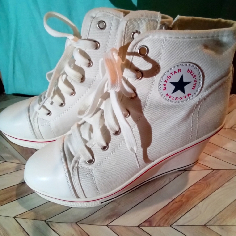 Max Star Wedge Hightop Sneakers